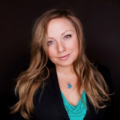 Jennifer_Nixon